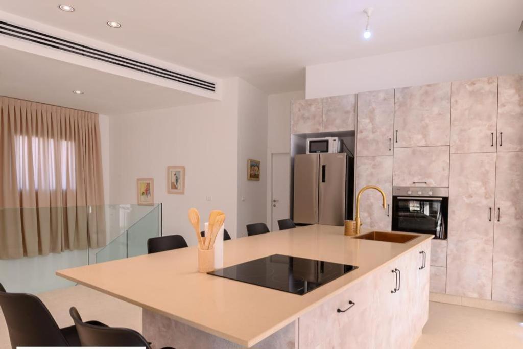 Top-Class Luxury Villa Bsamim With Full Sea View Heated Pool !!!! Eilat Buitenkant foto